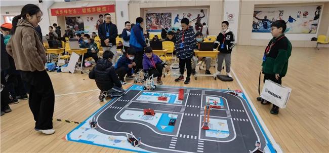 吴江区青少年机器人创客大赛